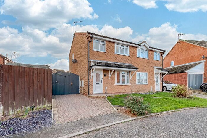 3 Bedroom Semi-Detached House For Sale In Portsch Close, Carlton Colville, NR33