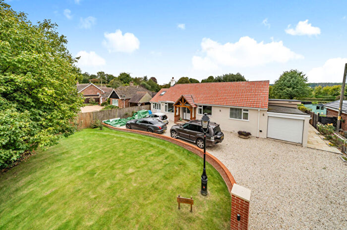 3 Bedroom Bungalow For Sale In Church Road, Upper Farringdon, Hampshire, GU34