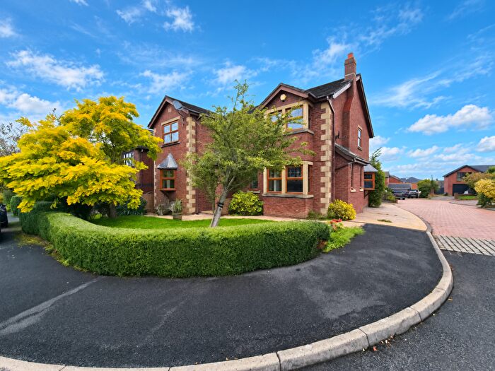 5 Bedroom Detached House For Sale In Elizabeth Close, Staining, FY3