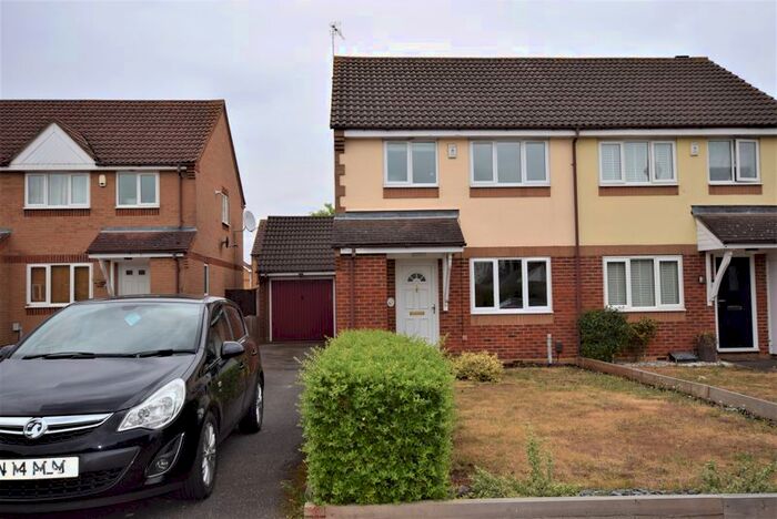 3 Bedroom Semi-Detached House To Rent In St. Marys Close, Elstow, Bedford, MK42