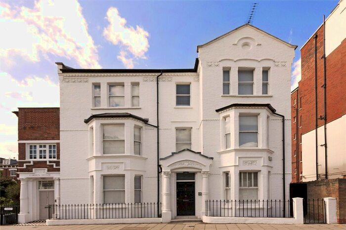 4 Bedroom Property To Rent In Garden Road, St John's Wood, NW8