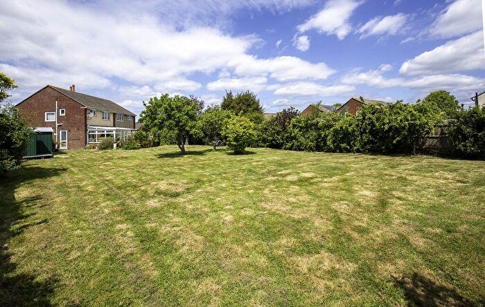3 Bedroom Semi-Detached House For Sale In Sedgewick Close, Gosport, PO13