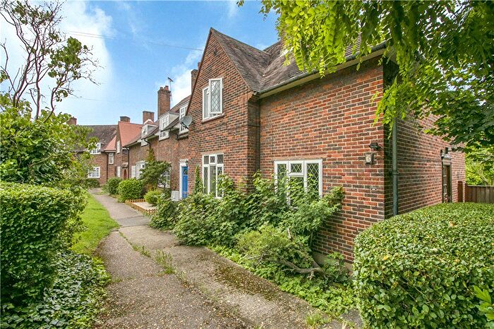 3 Bedroom End Terrace House For Sale In Huntingfield Road, London, SW15