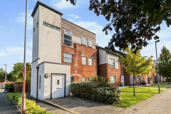 1 Bedroom Flat To Rent In Robert Harrison Avenue, Manchester, M20