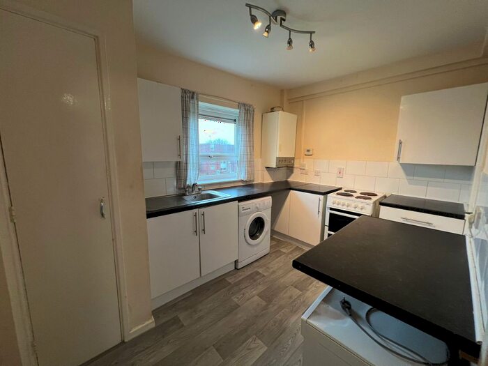 1 Bedroom Flat To Rent In Beaconsfield, Telford, TF3