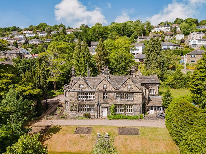 6 Bedroom Detached House For Sale In Scott Lane, Riddlesden, Keighley, BD20