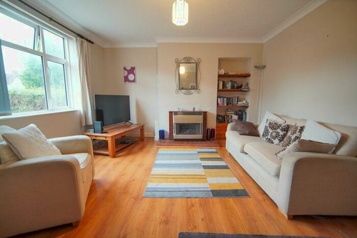 3 Bedroom Semi-Detached House To Rent In Kendal Road, Horfield, BS7