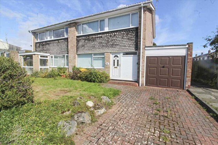 3 Bedroom Semi-Detached House For Sale In Hareside, Whitelea Glade, Cramlington, NE23