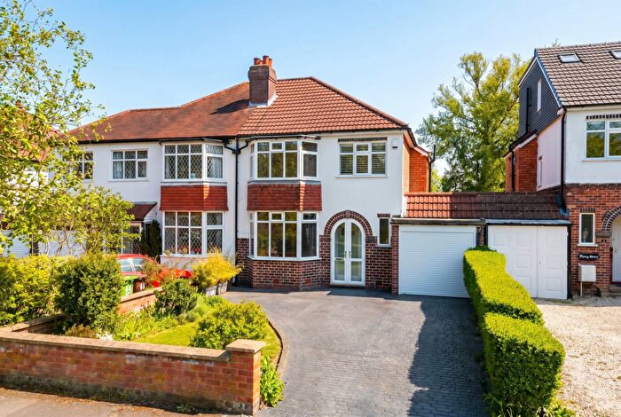 3 Bedroom Semi Detached House For Sale In Reservoir Road, Solihull, B92