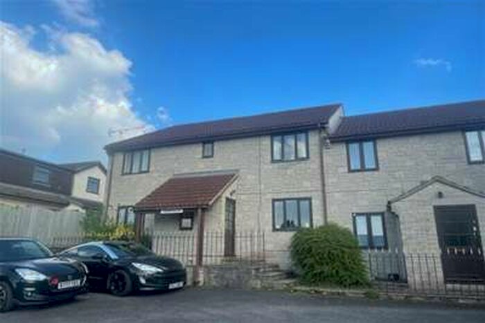 1 Bedroom Flat To Rent In Westbury-sub-mendip, BA5