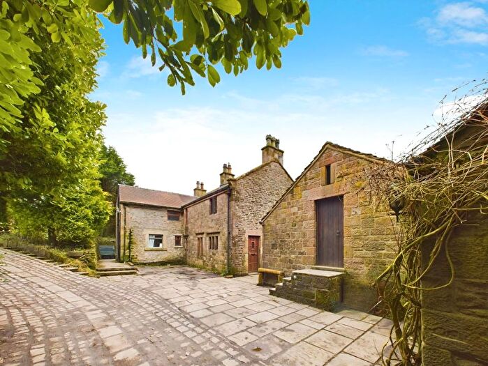 3 Bedroom Detached House For Sale In Quarnford, Buxton, SK17