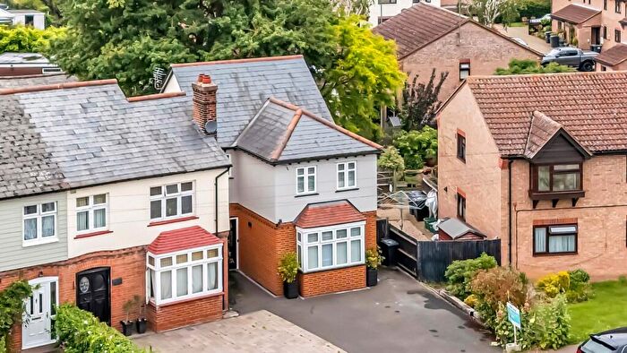 3 Bedroom Detached House For Sale In Mill Lane, Broomfield, Chelmsford, CM1