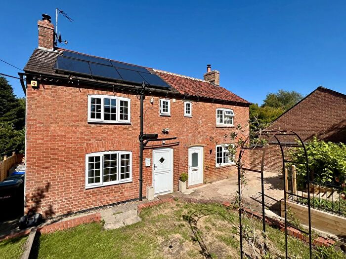 2 Bedroom Semi-Detached House For Sale In School Lane, Abthorpe, NN12