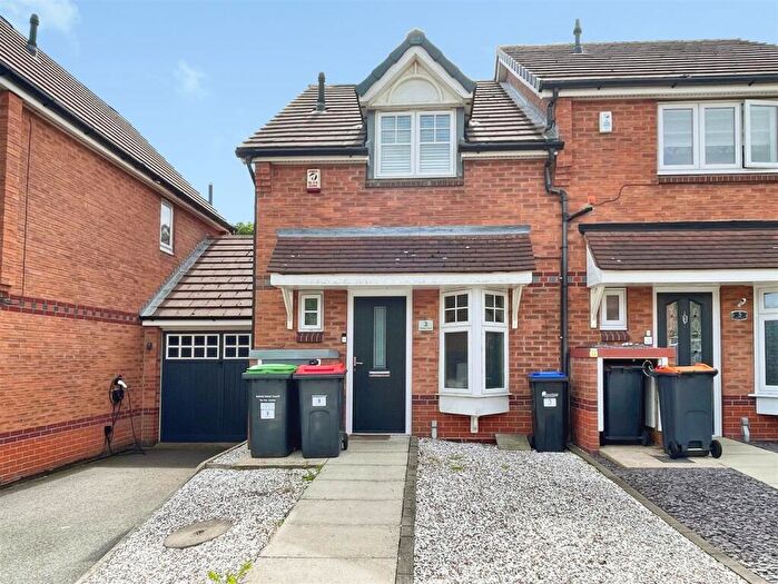 2 Bedroom End Of Terrace House For Sale In Fisher Close, Sutton-In-Ashfield, NG17