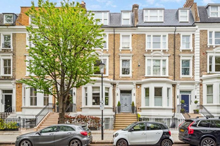 6 Bedroom Property To Rent In Russell Road, Holland Park, W14