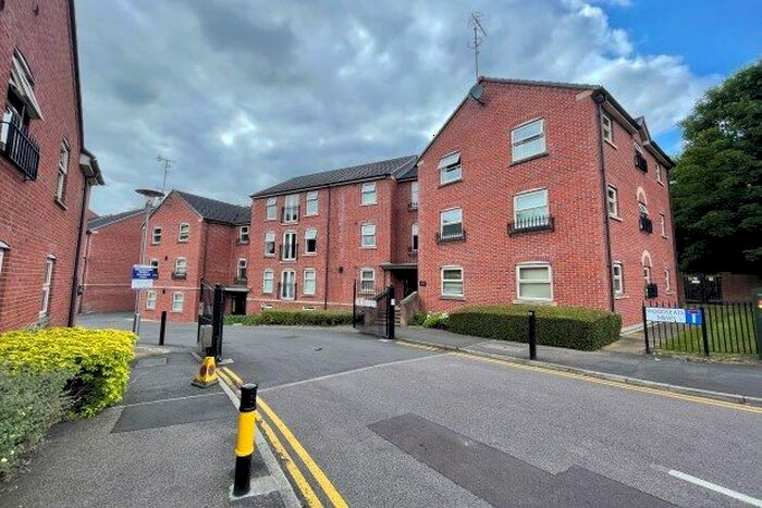 2 Bedroom Flat To Rent In Woodseats Mews, Sheffield, S8