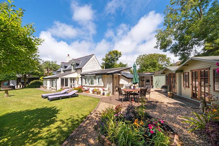 3 Bedroom Cottage For Sale In New Road, Brighstone, Newport, PO30