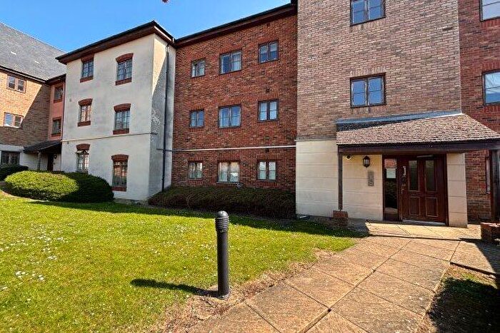 2 Bedroom Flat To Rent In Maida Vale, Milton Keynes, MK10