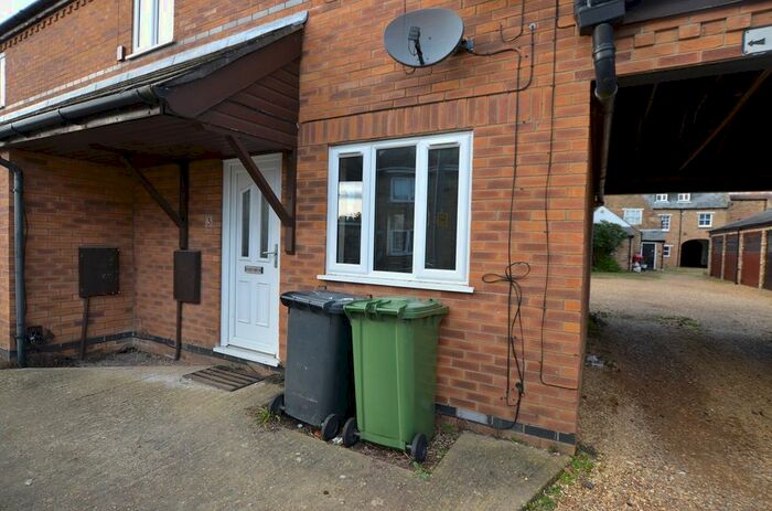 1 Bedroom Flat To Rent In Back Lane, Eye, Peterborough, PE6