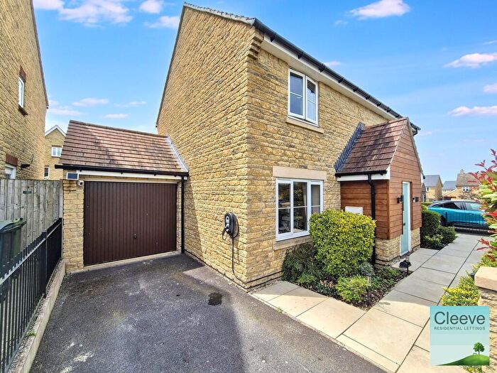 4 Bedroom Detached House To Rent In Nuthatch Drive, Bishops Cleeve, GL52