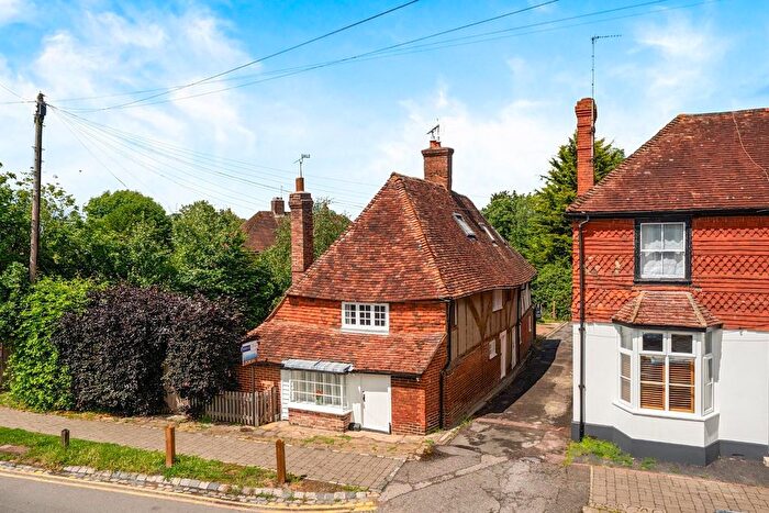 3 Bedroom Property For Sale In High Street, Biddenden, Ashford, TN27