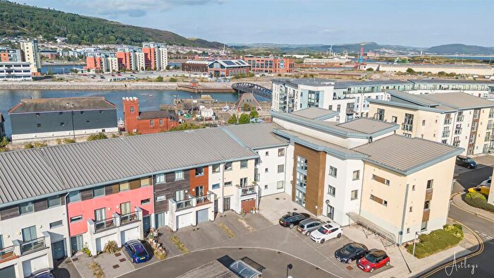 4 Bedroom Town House For Sale In St Stephen's Court, Maritime Quarter, Swansea, SA1
