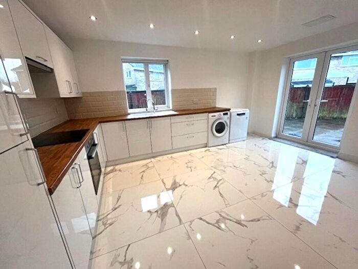 3 Bedroom Semi Detached House To Rent In Dunoon Close, Ingol, Preston, PR2