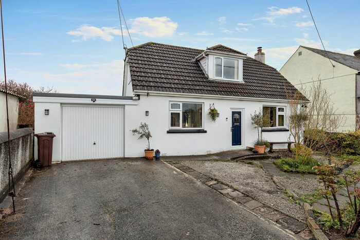 2 Bedroom Bungalow For Sale In Bowling Green, Bugle, St. Austell, Cornwall, PL26