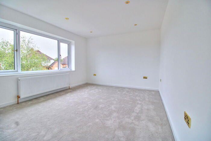 5 Bedroom Detached House To Rent In Branston Road, Eastbourne, BN22