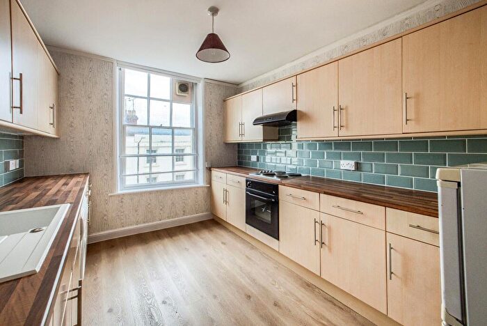 1 Bedroom Flat To Rent In Warwick Street, Leamington Spa, CV32