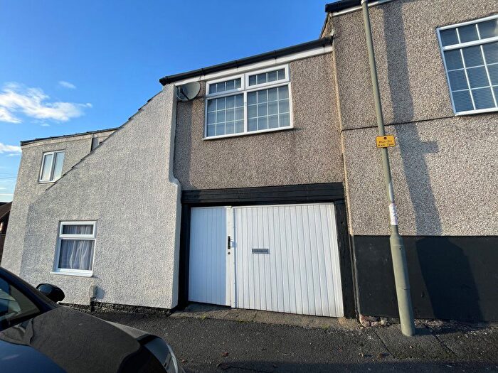 4 Bedroom Semi-Detached House To Rent In Church Street East, Pinxton, Nottingham, NG16