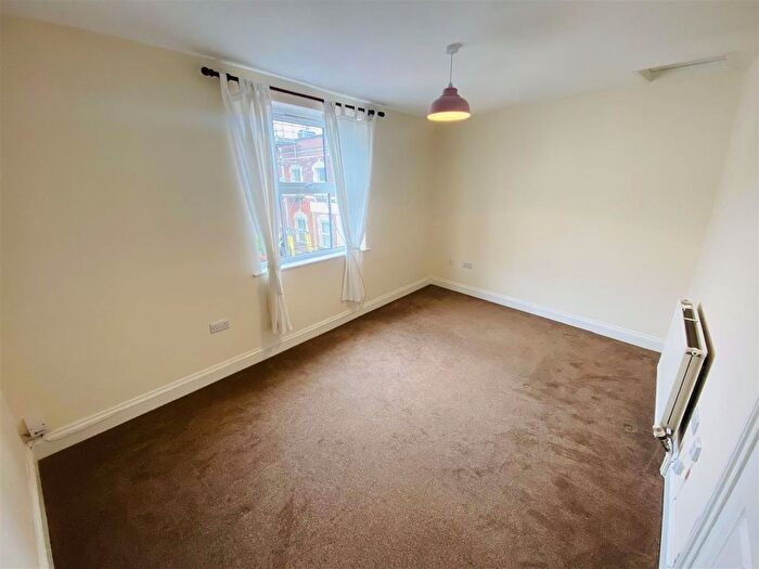1 Bedroom Flat To Rent In Belle Court, Bellevue Road, Totterdown, Bristol, BS4