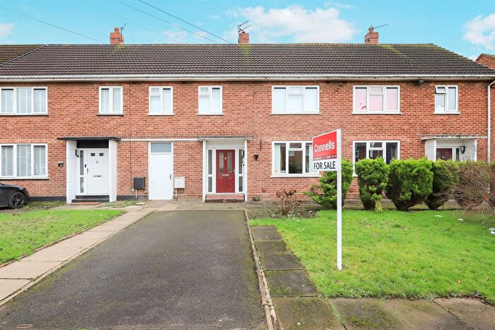 3 Bedroom Semi Detached House For Sale In Carisbrooke Road, Bushbury, Wolverhampton, WV10
