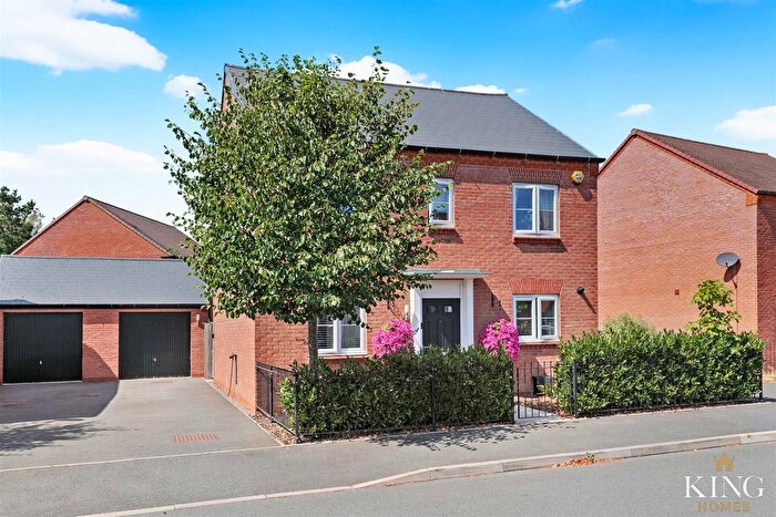 4 Bedroom Detached House For Sale In Spearhead Road, Bidford-On-Avon, Alcester, B50