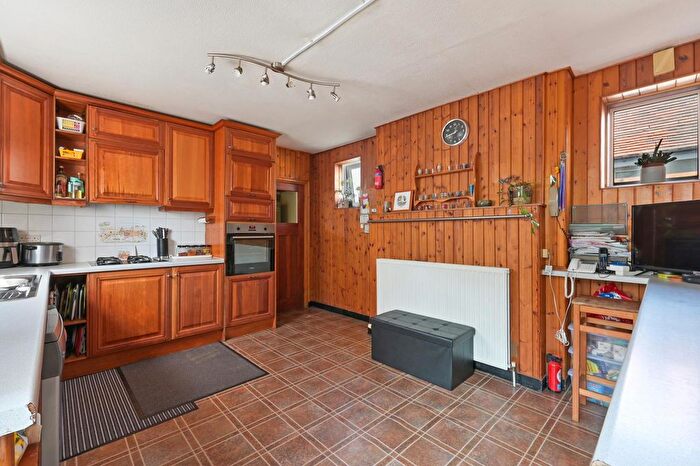 5 Bedroom Property For Sale In Conway Road, Hounslow, TW4