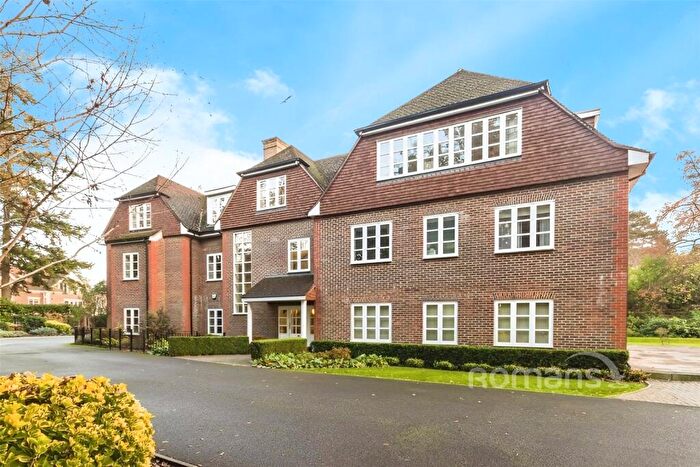3 Bedroom Flat To Rent In Evergreen, Cross Road, Ascot, SL5
