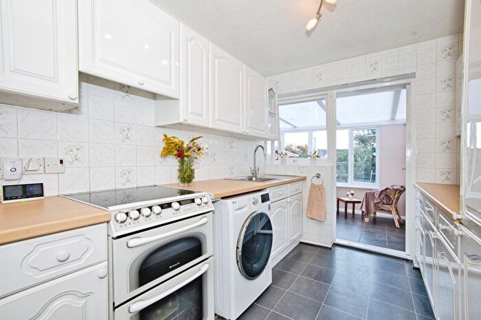 2 Bedroom Bungalow For Sale In Wilton Road, Yeovil, BA21