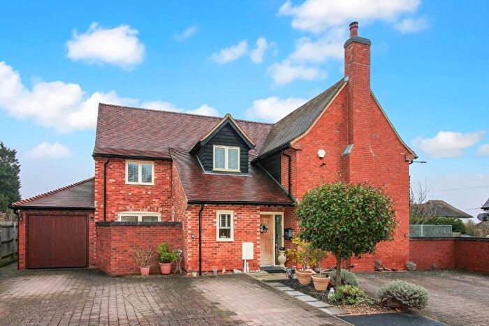 4 Bedroom Detached House For Sale In The Old Dairy, Bletchley, Milton Keynes, Buckinghamshire, MK3