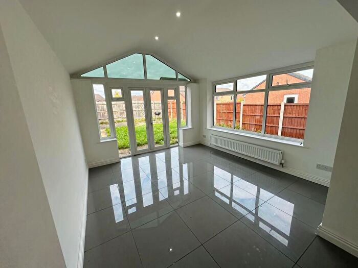 3 Bedroom Detached House To Rent In Quincy Way, Stafford, ST16