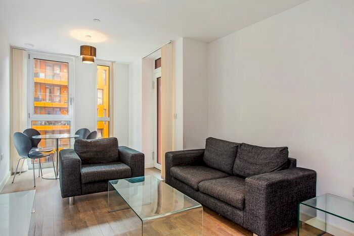 1 Bedroom Flat To Rent In Telegraph Avenue, London, SE10
