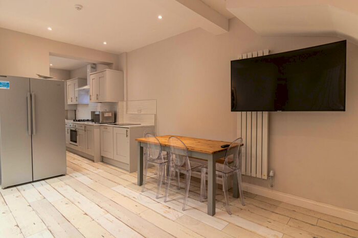 7 Bedroom Property To Rent In Langton Road, Liverpool, L15