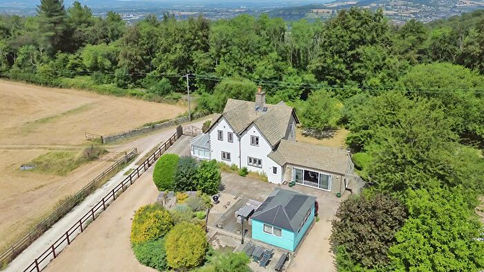 4 Bedroom Detached House For Sale In Nympsfield, Stonehouse, GL10