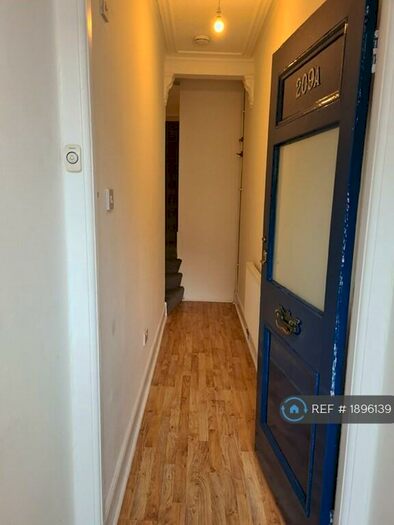 1 Bedroom Flat To Rent In Davidson Road, Croydon, CR0