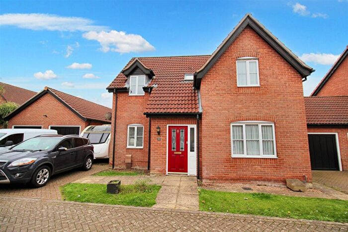 4 Bedroom Detached House For Sale In Breeze Avenue, Aylsham, NR11