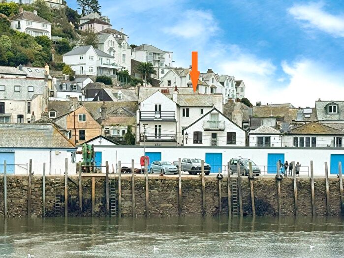 3 Bedroom End Terrace House For Sale In Quay Street, Looe, Cornwall, PL13