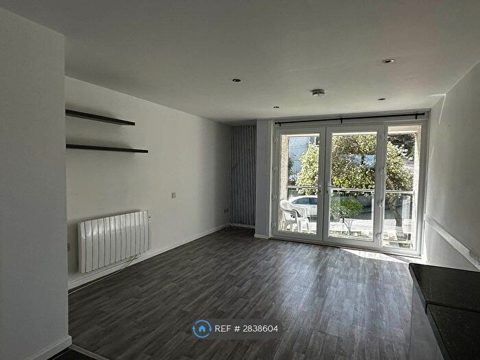 2 Bedroom Maisonette To Rent In The Anchorage, Newquay, TR7