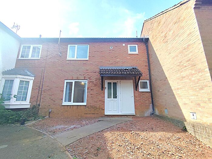 3 Bedroom Terraced House To Rent In Teesdale, Northampton, NN3