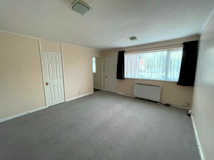 2 Bedroom Flat To Rent In Bottels Road, Warboys, Huntingdon, PE28