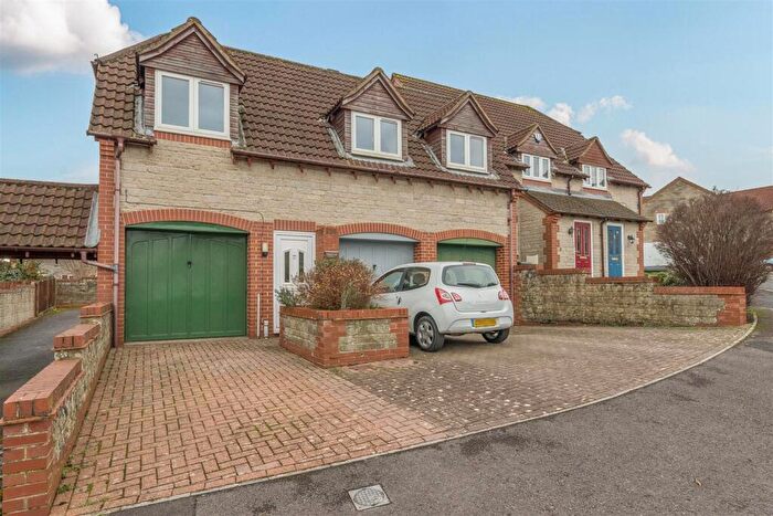 1 Bedroom Coach House For Sale In Belfry, Warmley, Bristol, BS30