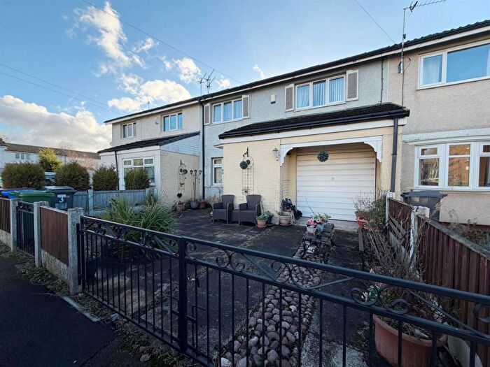 3 Bedroom Town House For Sale In John Kennedy Gardens, Mottram, Hyde, SK14